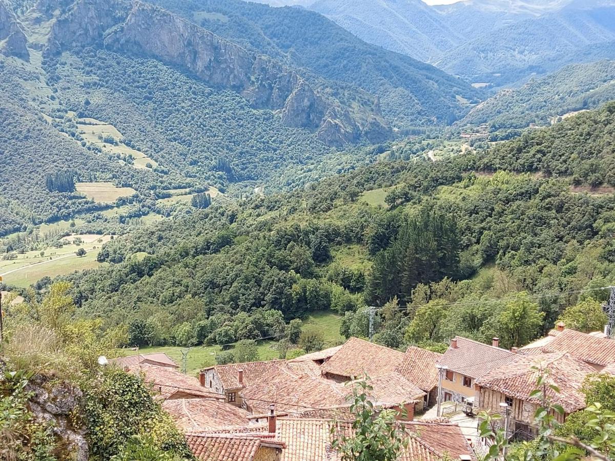Apartamentos Rurales Las Rocas De Brez Camaleno Exterior photo